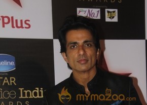 Bolly Celebs at The First Star Box Office India Awards Gallery photo 32