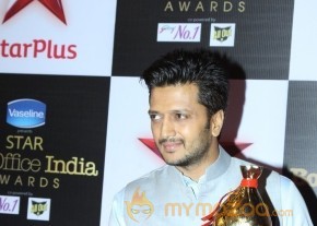 Bolly Celebs at The First Star Box Office India Awards Gallery photo 29
