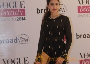 Bolly Celebs at Vogue Beauty Awards 2014 Photos photo 41