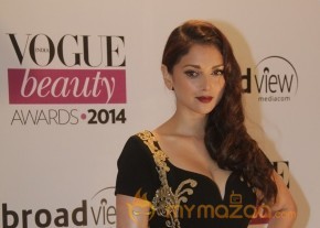 Bolly Celebs at Vogue Beauty Awards 2014 Photos photo 46