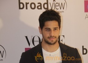 Bolly Celebs at Vogue Beauty Awards 2014 Photos photo 6
