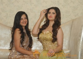Bollywood Actress Zareen Khan Photo Shoot  photo 21
