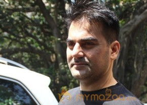 Bollywood Celebrities Cast Their Votes Gallery photo 83