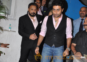 Bollywood Celebs at Bunty Walia Wedding Party Photos photo 11