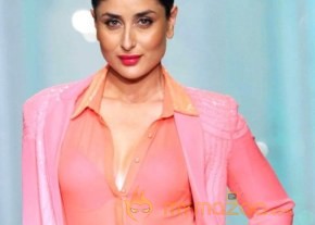 Bollywood Celebs at LFW Week Grand Finale Photos photo 4