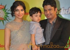 Bollywood Celebs at NKC Awards Function Photos photo 17
