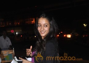 Bollywood Celebs Back From IIFA Award 2013  photo 24