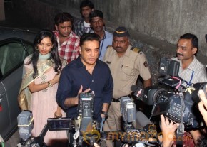 BOLLYWOOD CELEBS PICS AT VISWAROOP PREMIERE SHOW photo 2