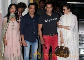 BOLLYWOOD CELEBS PICS AT VISWAROOP PREMIERE SHOW photo 7