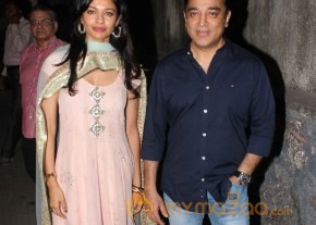 BOLLYWOOD CELEBS PICS AT VISWAROOP PREMIERE SHOW photo 5