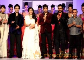 Bollywood & Maharana Arvind Singh At Rajasthan Fashion Week   photo 17