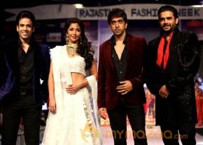 Bollywood & Maharana Arvind Singh At Rajasthan Fashion Week   photo 16