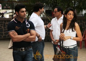 Bollywood Stars At Condolence Meet Of Jia Khan  photo 25