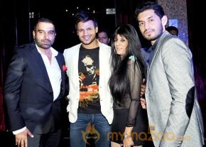 Bollywood stars bash with the Playboy rabbits photo 10