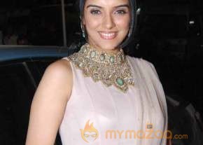 Bollywood Stars For Mumbai Police  photo 16