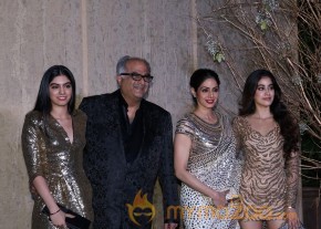 Celebrities at Manish Malhotra Birthday Party Photos photo 6