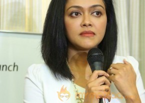 Celebs at Age Erase Book Launch Photos photo 54