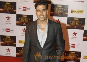 Celebs At Big Star Entertainment Awards 2012 Photos photo 3