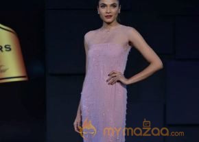 Celebs At Blenders pride Fashion Tour 2013 Photos photo 92