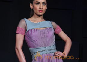 Celebs At Blenders pride Fashion Tour 2013 Photos photo 23