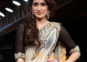 Celebs at BPH Fashion Day 4 Photos photo 11