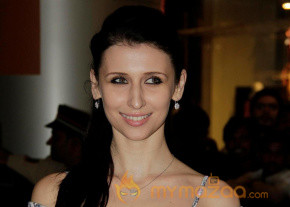 Celebs at Dabangg 2 Premiere Show Photos photo 14