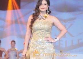 Celebs At IBJA Fashion Show Photos photo 3