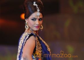 Celebs At IBJA Fashion Show Photos photo 18