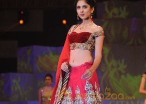 Celebs At IBJA Fashion Show Photos photo 13