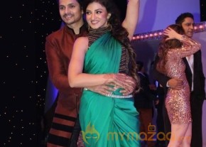 Celebs At Nach Baliye launch Hot Pics photo 16