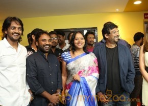 Celebs at Romeo Movie Premiere Photos photo 5