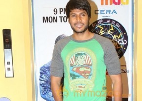 Celebs at Romeo Movie Premiere Photos photo 4