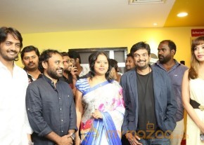 Celebs at Romeo Movie Premiere Photos photo 23
