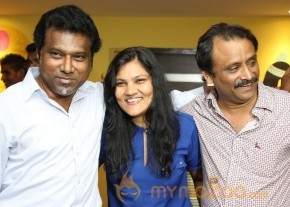 Celebs at Romeo Movie Premiere Photos photo 48