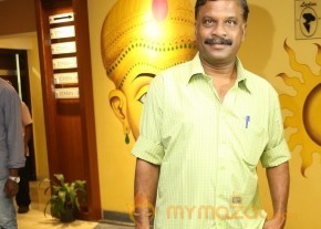 Celebs at Romeo Movie Premiere Photos photo 2