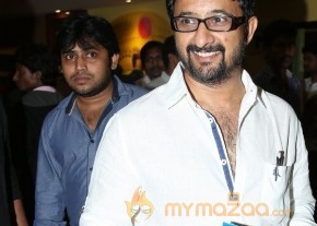 Celebs at Romeo Movie Premiere Photos photo 78