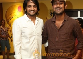 Celebs at Romeo Movie Premiere Photos photo 40