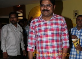 Celebs at Romeo Movie Premiere Photos photo 19