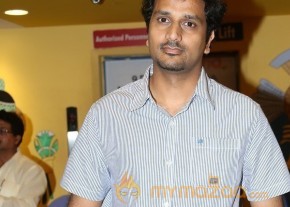 Celebs at Romeo Movie Premiere Photos photo 69