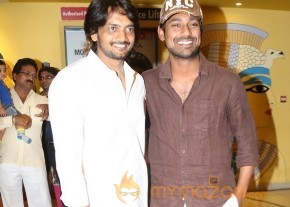 Celebs at Romeo Movie Premiere Photos photo 33