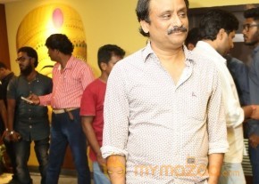 Celebs at Romeo Movie Premiere Photos photo 14
