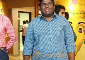Celebs at Romeo Movie Premiere Photos photo 16