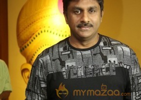 Celebs at Romeo Movie Premiere Photos photo 18