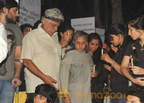 Celebs at Silent Protest on Delhi Rape Pics photo 4