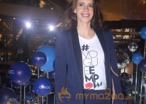 Celebs at Vogue Fashion Night Out 2014 Gallery photo 3