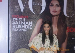 Celebs at Vogue Fashion Night Out 2014 Gallery photo 22