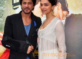  Chennai Express Movie Trailer Launch   photo 33
