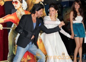  Chennai Express Movie Trailer Launch   photo 19