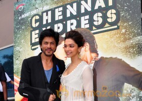  Chennai Express Movie Trailer Launch   photo 23