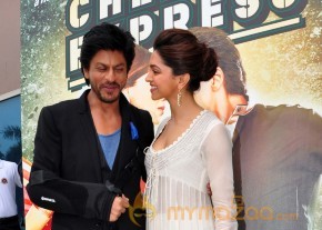  Chennai Express Movie Trailer Launch   photo 26